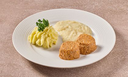 Smakelijk gehakt met bloemkool en knolsederijpuree (gemalen)