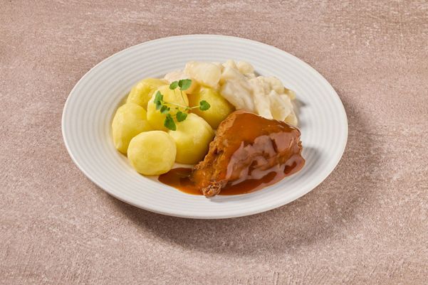 Runderlapje met schorseneren gekookte aardappelen